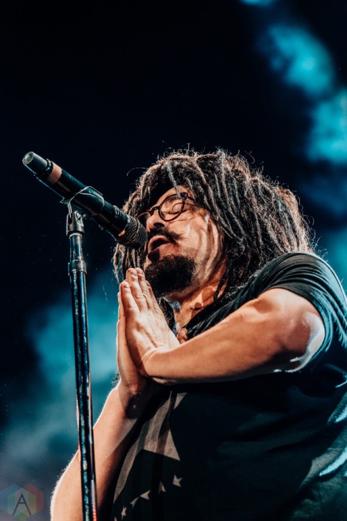 Counting Crows performs at Budweiser Stage in Toronto on September 6, 2017. (Photo: Nicole De Khors/Aesthetic Magazine)