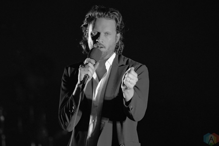 Father John Misty performs at Massey Hall in Toronto on September 18, 2017. (Photo: Julian Avram/Aesthetic Magazine)