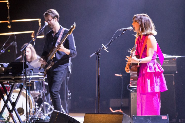 Feist performs at Massey Hall in Toronto on September 24, 2017. (Photo: Brendan Albert/Aesthetic Magazine)