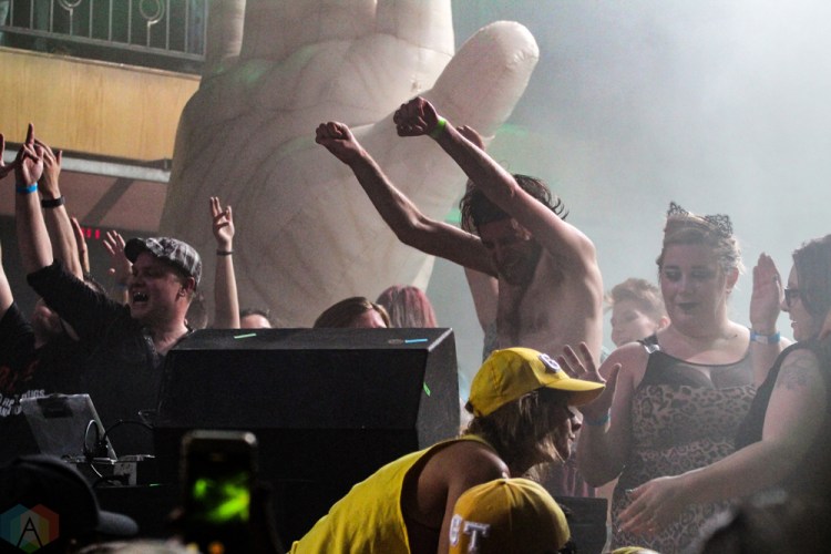 Girl Talk performs at Crofoot Ballroom in Pontiac, Michigan on September 8, 2017. (Photo: Stephen Stewart/Aesthetic Magazine)