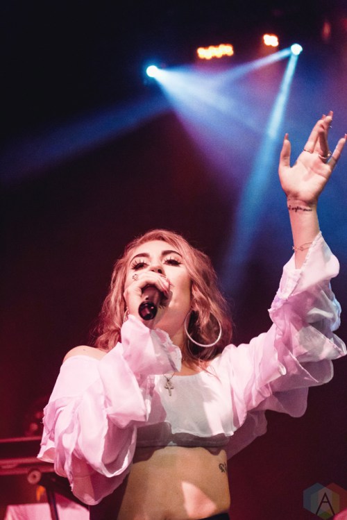 Kali Uchis performs at Danforth Music Hall in Toronto on September 14, 2017. (Photo: Anton Mak/Aesthetic Magazine)