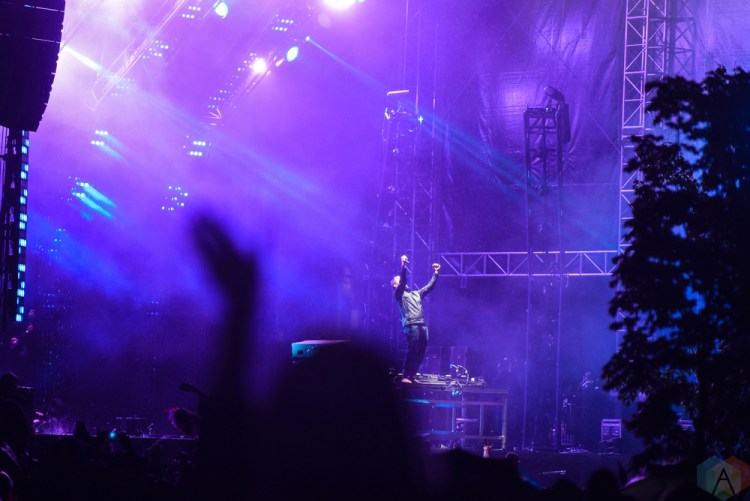 Kaskade performs at Made In America Festival at Benjamin Franklin Parkway on September 2, 2017 in Philadelphia, Pennsylvania. (Photo: Saidy Lopez/Aesthetic Magazine)