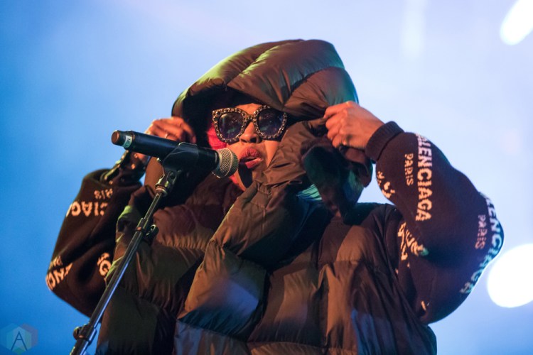Lauryn Hill performs at Budweiser Stage in Toronto on September 10, 2017. (Photo: Katrina Lat/Aesthetic Magazine)