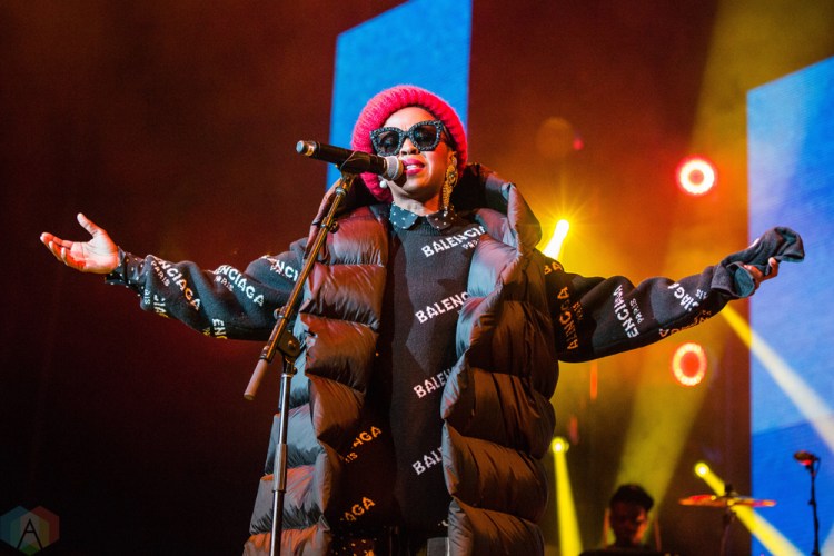 Lauryn Hill performs at Budweiser Stage in Toronto on September 10, 2017. (Photo: Katrina Lat/Aesthetic Magazine)