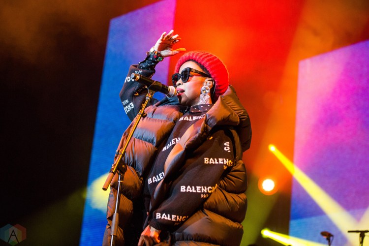 Lauryn Hill performs at Budweiser Stage in Toronto on September 10, 2017. (Photo: Katrina Lat/Aesthetic Magazine)