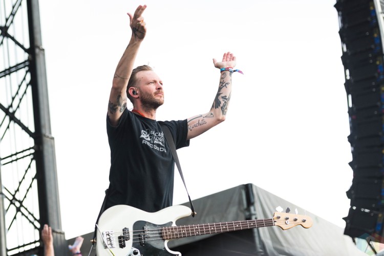 Minus The Bear performs at Riot Fest in Chicago on September 17, 2017. (Photo: Katie Kuropas/Aesthetic Magazine)