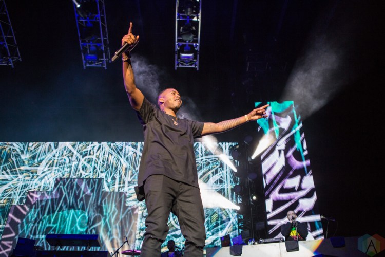 Nas performs at Budweiser Stage in Toronto on September 10, 2017. (Photo: Katrina Lat/Aesthetic Magazine)