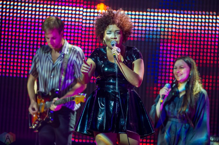 Weaves performs at the Polaris Music Prize gala at the Carlu in Toronto on September 18, 2017. (Photo: Orest Dorosh/Aesthetic Magazine)