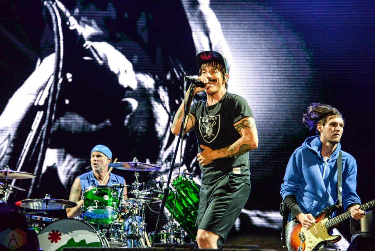 Red Hot Chili Peppers performs at Meadows Festival at Citi Field in New York City on September 17, 2017. (Photo: Alx Bear/Aesthetic Magazine)