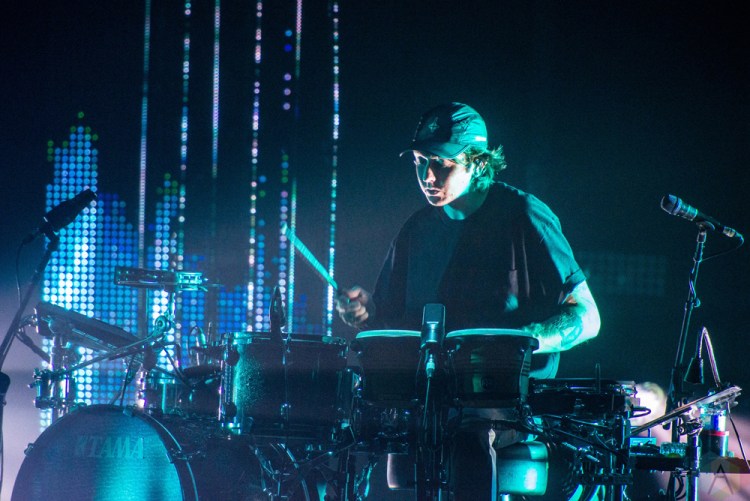 TORONTO, ON - OCTOBER 27: Alt-J performs at Massey Hall in Toronto on October 27, 2017. (Photo: Joanna Glezakos/Aesthetic Magazine)