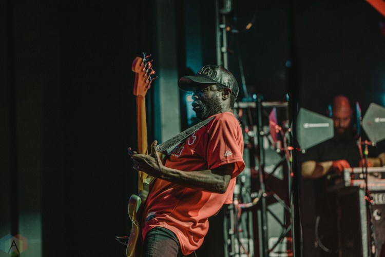 Ayron Jones performs at Delmar Hall in St Louis, Missouri on October 4, 2017. (Photo: Alyssa Bardol/Aesthetic Magazine)