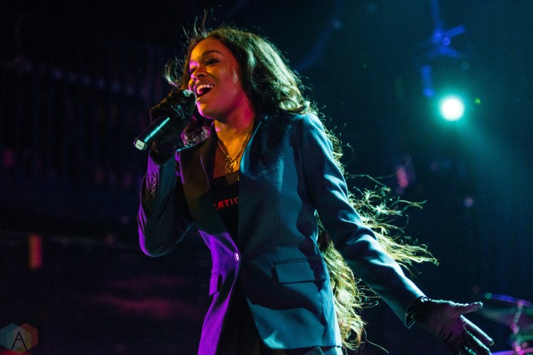 Azealia Banks performs at The Opera House in Toronto on October 8, 2017. (Photo: Joanna Glezakos/Aesthetic Magazine)