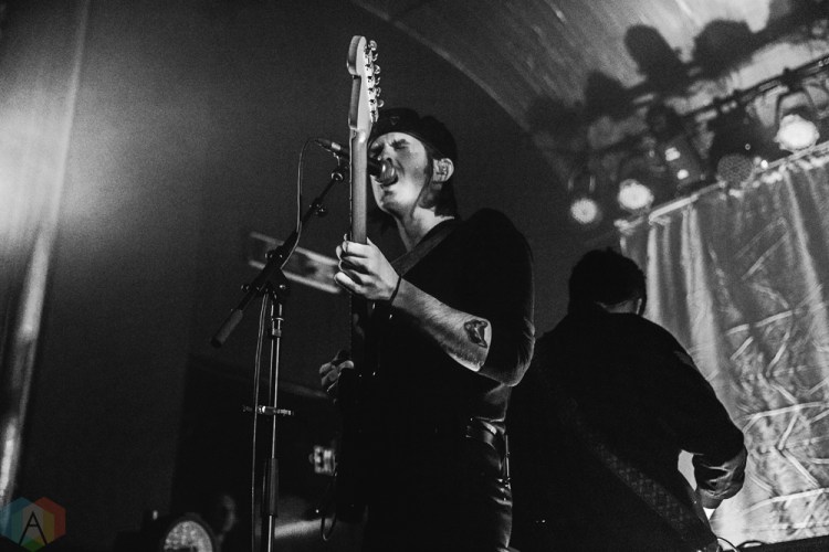 DETROIT, MI - OCTOBER 21: Bad Suns performs at St. Andrew's Hall in Detroit on October 21, 2017. (Photo: Ciara Glagola/Aesthetic Magazine)