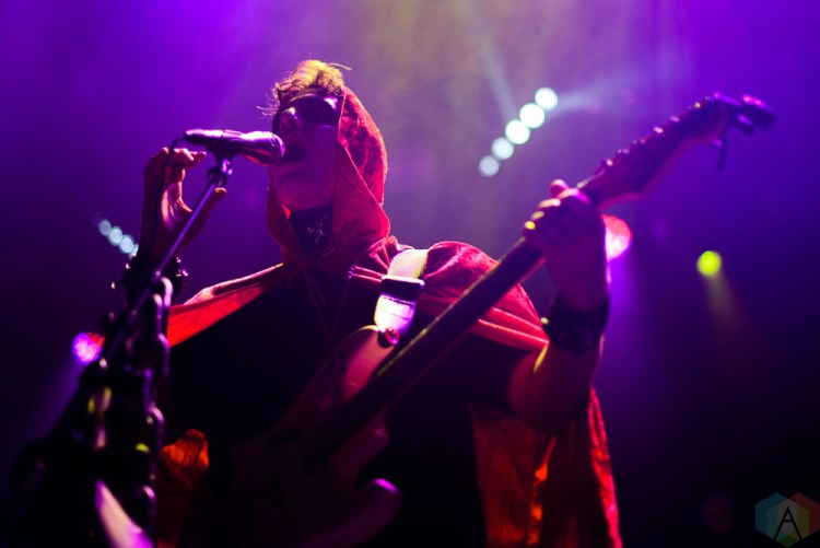 BROOKLYN, NY - OCTOBER 28: Beach Fossils performs at Brooklyn Steel in Brooklyn, New York on October 28, 2017. (Photo: Bryceson Center/Aesthetic Magazine)
