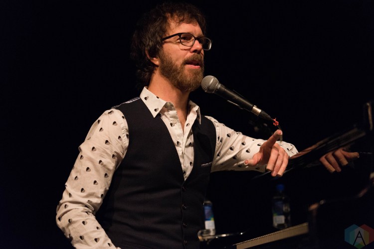 CHICAGO, IL - OCTOBER 28: Ben Folds performs at Riviera Theatre in Chicago on October 28, 2017. (Photo: Katie Kuropas/Aesthetic Magazine)