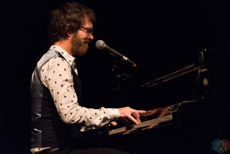 CHICAGO, IL - OCTOBER 28: Ben Folds performs at Riviera Theatre in Chicago on October 28, 2017. (Photo: Katie Kuropas/Aesthetic Magazine)