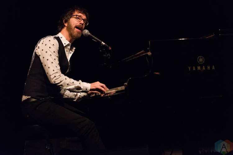 CHICAGO, IL - OCTOBER 28: Ben Folds performs at Riviera Theatre in Chicago on October 28, 2017. (Photo: Katie Kuropas/Aesthetic Magazine)