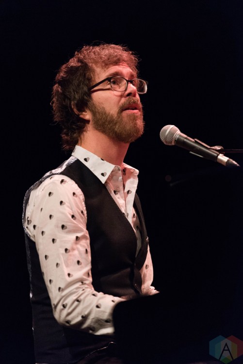 CHICAGO, IL - OCTOBER 28: Ben Folds performs at Riviera Theatre in Chicago on October 28, 2017. (Photo: Katie Kuropas/Aesthetic Magazine)