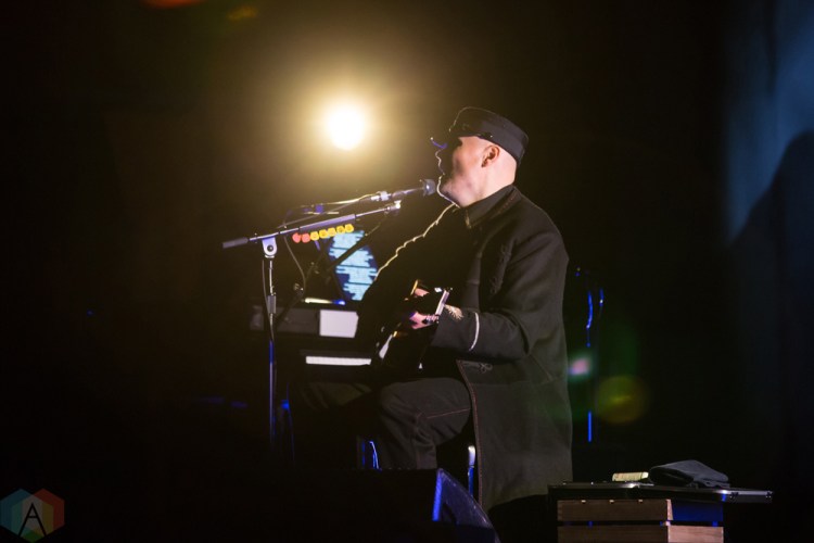 TORONTO, ON - OCTOBER 20: Billy Corgan performs at Queen Elizabeth Theatre in Toronto on October 20, 2017. (Photo: Katrina Lat/Aesthetic Magazine)