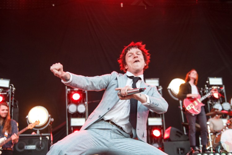 Cage The Elephant performs at CalJam 2017 at Glen Helen Amphitheatre in San Bernardino, California on October 7, 2017. (Photo: James Alvarez/Aesthetic Magazine)