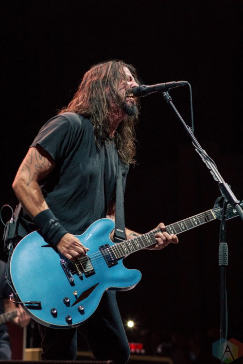 Foo Fighters performs at CalJam 2017 at Glen Helen Amphitheatre in San Bernardino, California on October 7, 2017. (Photo: James Alvarez/Aesthetic Magazine)