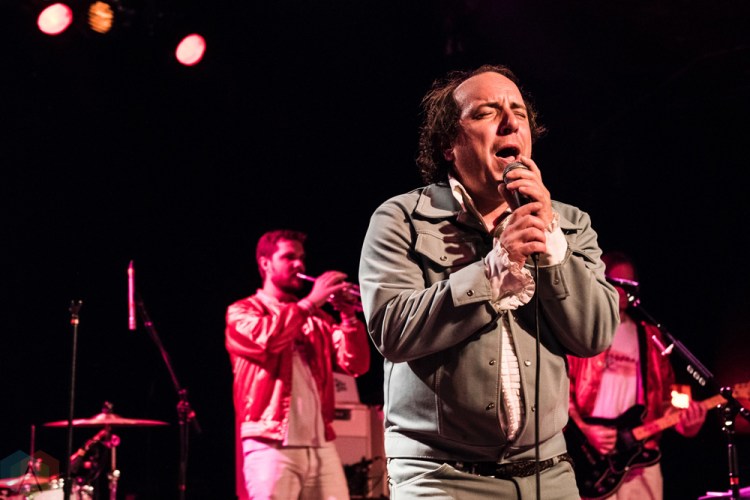 SEATTLE, WA - OCTOBER 18: Har Mar Superstar performs at The Showbox in Seattle on October 18, 2017. (Photo: Kevin Tosh/Aesthetic Magazine)