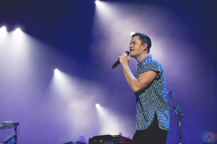 Imagine Dragons performs at Rogers Arena in Vancouver on October 8, 2017. (Photo: Isaac Wray/Aesthetic Magazine)
