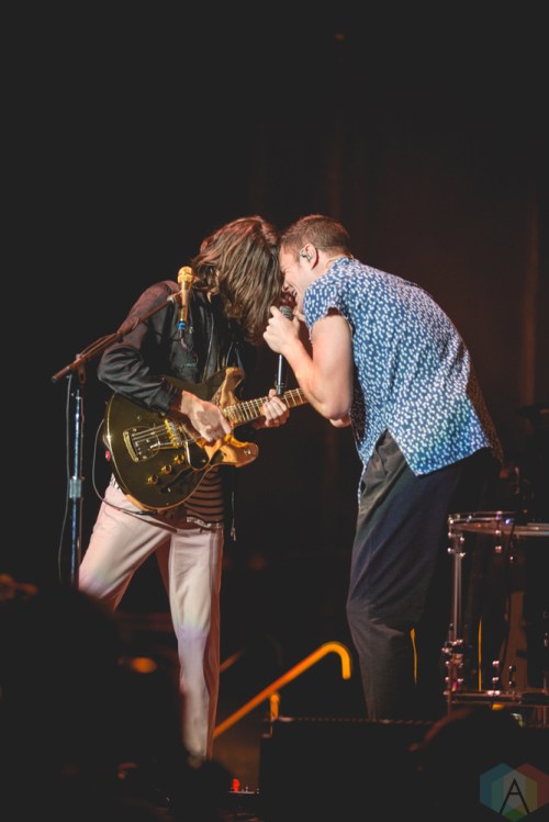 Imagine Dragons performs at Rogers Arena in Vancouver on October 8, 2017. (Photo: Isaac Wray/Aesthetic Magazine)