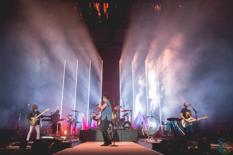 Imagine Dragons performs at Rogers Arena in Vancouver on October 8, 2017. (Photo: Isaac Wray/Aesthetic Magazine)