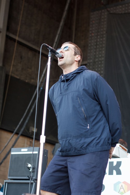Liam Gallagher performs at CalJam 2017 at Glen Helen Amphitheatre in San Bernardino, California on October 7, 2017. (Photo: James Alvarez/Aesthetic Magazine)