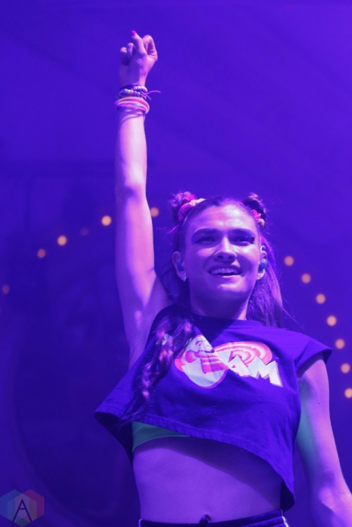 Misterwives performs at Crystal Ballroom in Portland, Oregon on October 6, 2017. (Photo: Krystyn Bristol/Aesthetic Magazine)