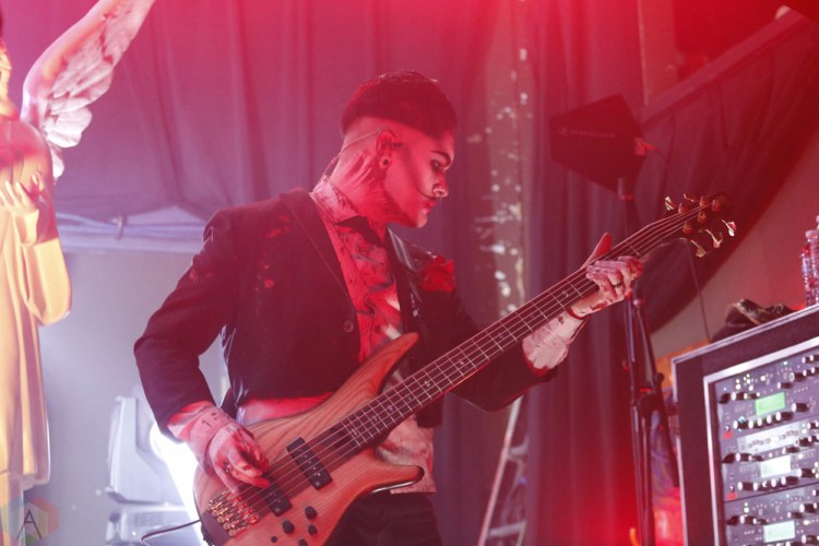 Motionless In White performs at Wonder Ballroom in Portland on October 4, 2017. (Photo: Krystyn Bristol/Aesthetic Magazine)