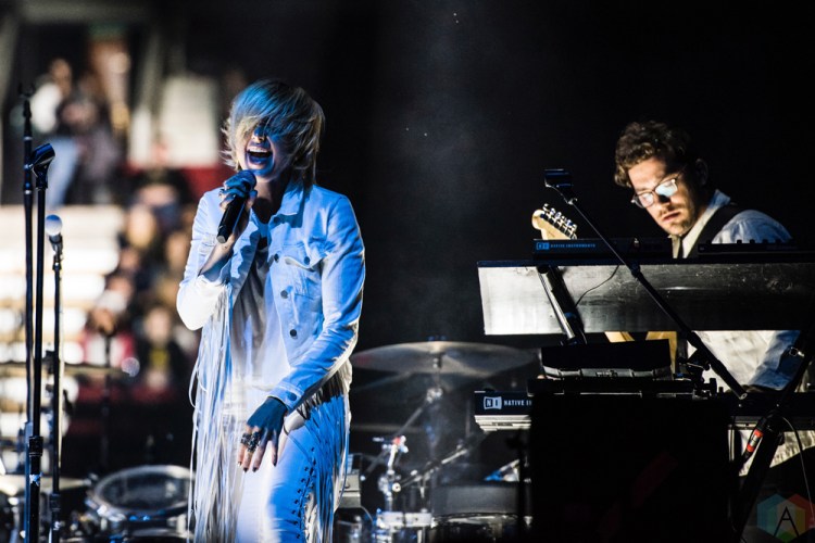 SEATTLE, WA - OCTOBER 15: Phantogram performs at KeyArena in Seattle on October 15, 2017. (Photo: Kevin Tosh/Aesthetic Magazine)