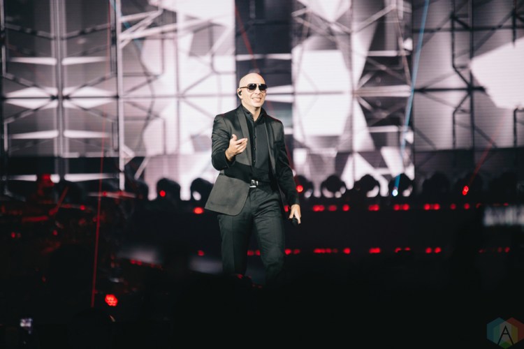 TORONTO, ONTARIO - OCTOBER 14: Pitbull performs at Air Canada Centre in Toronto on October 14, 2017. (Photo: Stephan Ordonez/Aesthetic Magazine)