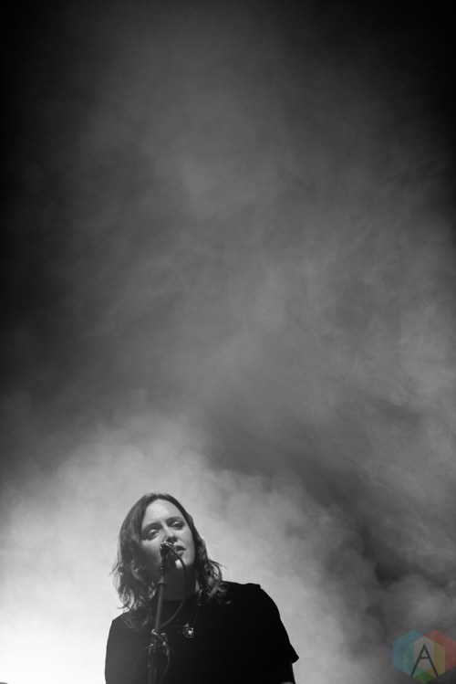 LOS ANGELES, CA - OCTOBER 29: Slowdive performs at The Wiltern in Los Angeles on October 29, 2017. (Photo: Amanda Witt/Aesthetic Magazine)