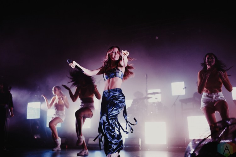 BIRMINGHAM, UK - OCTOBER 25: Zara Larsson performs at O2 Academy Birmingham in Birmingham, UK on October 25, 2017. (Photo: Caitlin Molton/Aesthetic Magazine)