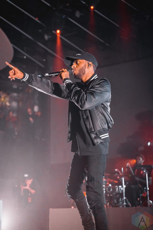 TORONTO, ON - NOVEMBER 14: 6lack performs at Rebel in Toronto on November 14, 2017. (Photo: Anton Mak/Aesthetic Magazine)