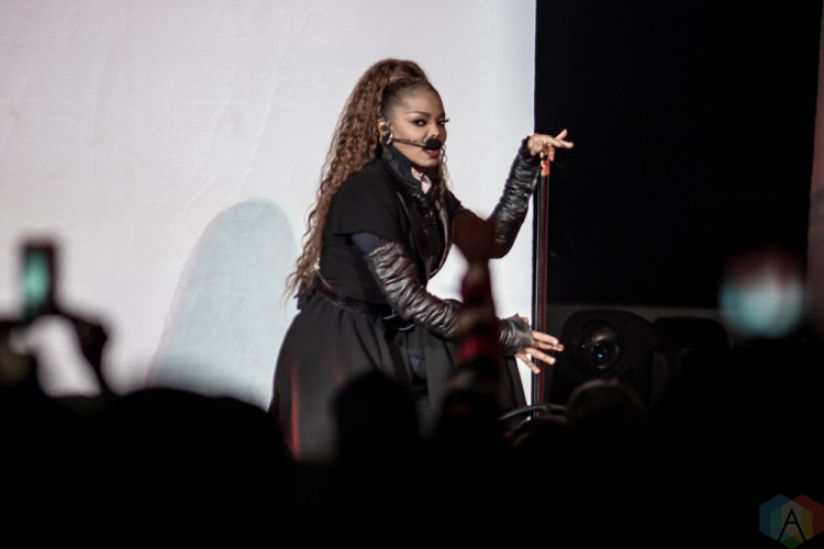TORONTO, ON - NOVEMBER 2: Janet Jackson performs at Air Canada Centre in Toronto on November 2, 2017. (Photo: Orest Dorosh/Aesthetic Magazine)