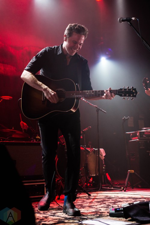 TORONTO, ON - NOVEMBER 8: Josh Ritter performs at The Opera House in Toronto on November 8, 2017. (Photo: Sarah McNeil/Aesthetic Magazine)