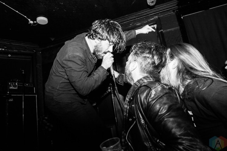 MANCHESTER, UK - NOVEMBER 18: Single Mothers performs at Star And Garter in Manchester on November 18, 2017. (Photo: Priti Shikotra/Aesthetic Magazine)