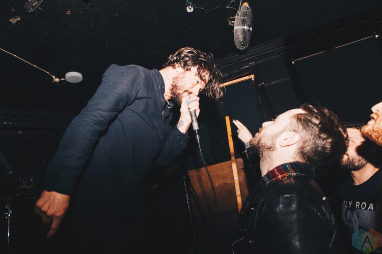 MANCHESTER, UK - NOVEMBER 18: Single Mothers performs at Star And Garter in Manchester on November 18, 2017. (Photo: Priti Shikotra/Aesthetic Magazine)
