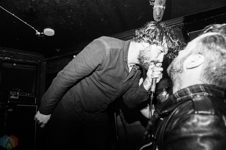 MANCHESTER, UK - NOVEMBER 18: Single Mothers performs at Star And Garter in Manchester on November 18, 2017. (Photo: Priti Shikotra/Aesthetic Magazine)