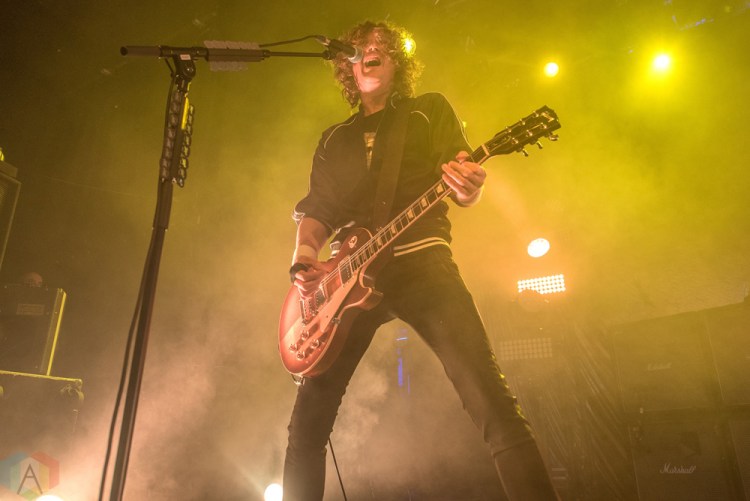 MANCHESTER, UK - NOVEMBER 24: The Darkness performs at Manchester Academy in Manchester, UK on November 24, 2017. (Photo: Sabrina Ramdoyal/Aesthetic Magazine)