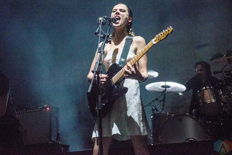 MANCHESTER, UK - NOVEMBER 9: Wolf Alice performs at O2 Apollo Manchester in Manchester, UK on November 9, 2017. (Photo: Sabrina Ramdoyal/Aesthetic Magazine)