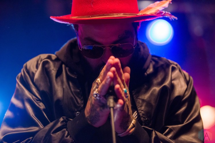 TORONTO, ON - NOVEMBER 22: Yelawolf performs at Phoenix Concert Theatre in Toronto on November 22, 2017. (Photo: Joanna Glezakos/Aesthetic Magazine)