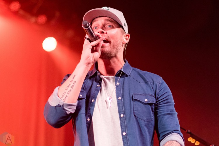 DETROIT, MI - DECEMBER 1: Brett Young performs at Majestic Theatre in Detroit on December 1, 2017. (Photo: Jen Boris/Aesthetic Magazine)