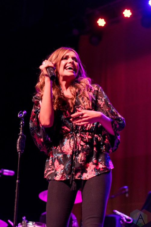 DETROIT, MI - DECEMBER 1: Carly Pearce performs at Majestic Theatre in Detroit on December 1, 2017. (Photo: Jen Boris/Aesthetic Magazine)