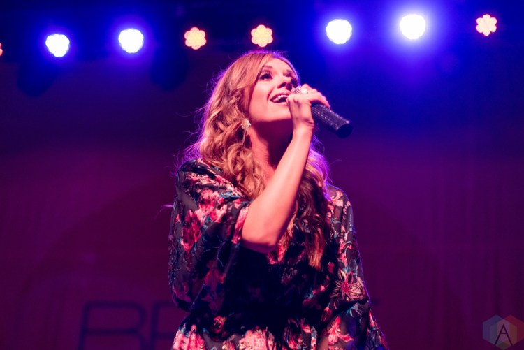 DETROIT, MI - DECEMBER 1: Carly Pearce performs at Majestic Theatre in Detroit on December 1, 2017. (Photo: Jen Boris/Aesthetic Magazine)