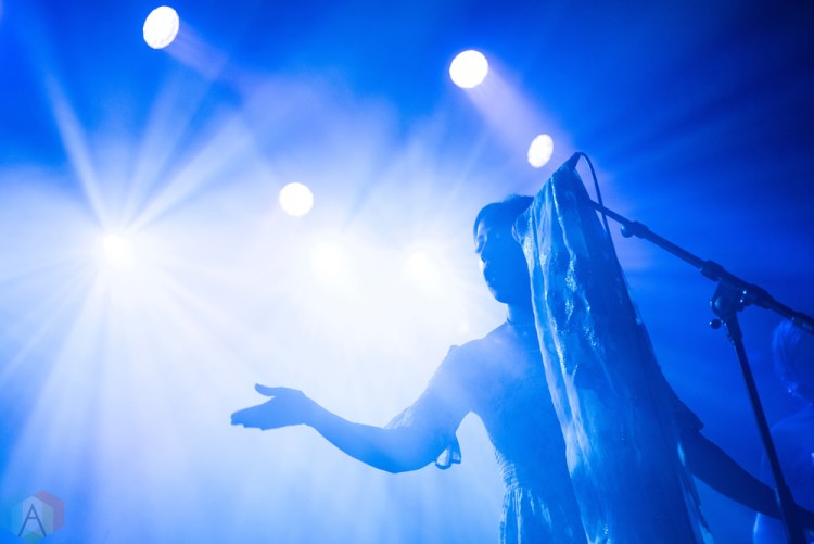 TORONTO, ON - NOVEMBER 30: Cold Specks performs at Mod Club in Toronto on November 30, 2017. (Photo: Morgan Hotston/Aesthetic Magazine)