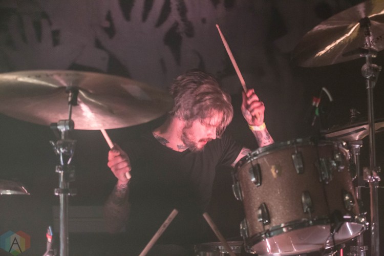 SEATTLE, WA - DECEMBER 7: Metz performs at Neumos in Seattle on December 7, 2017. (Photo: Daniel Hager/Aesthetic Magazine)